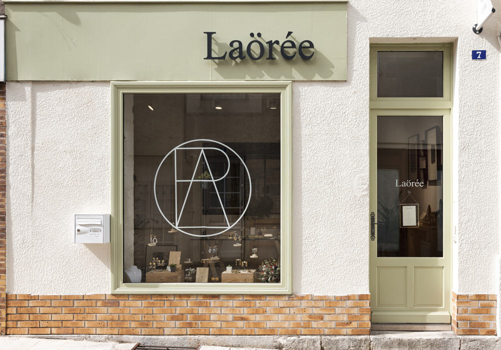 Laoree-creatrice-bijoux-atelier-boutique-Montbron-Charente