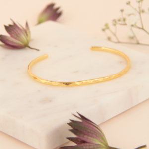 Laoree-bijoux-fantaisie-bracelet-Jonc-fred-laiton-dore-or